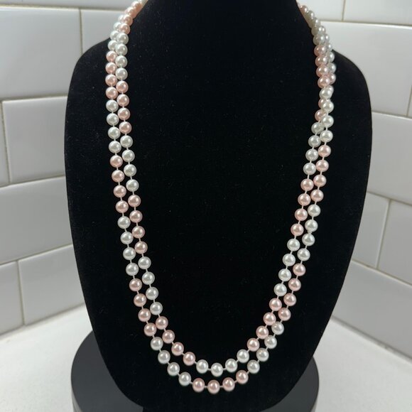 Jewelry - Pink and White Faux Pearls Flapper Length